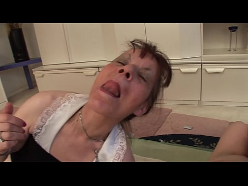 ❤️ To bedstemødre og en bedstefar har en trekant ❤ Russisk porno at da.drpornofilme.ru ️❤