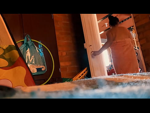 ❤️ Min onkel følger mig ind i brusebadet, han knepper mig, mens jeg tager et brusebad. ❤ Russisk porno at da.drpornofilme.ru ️❤